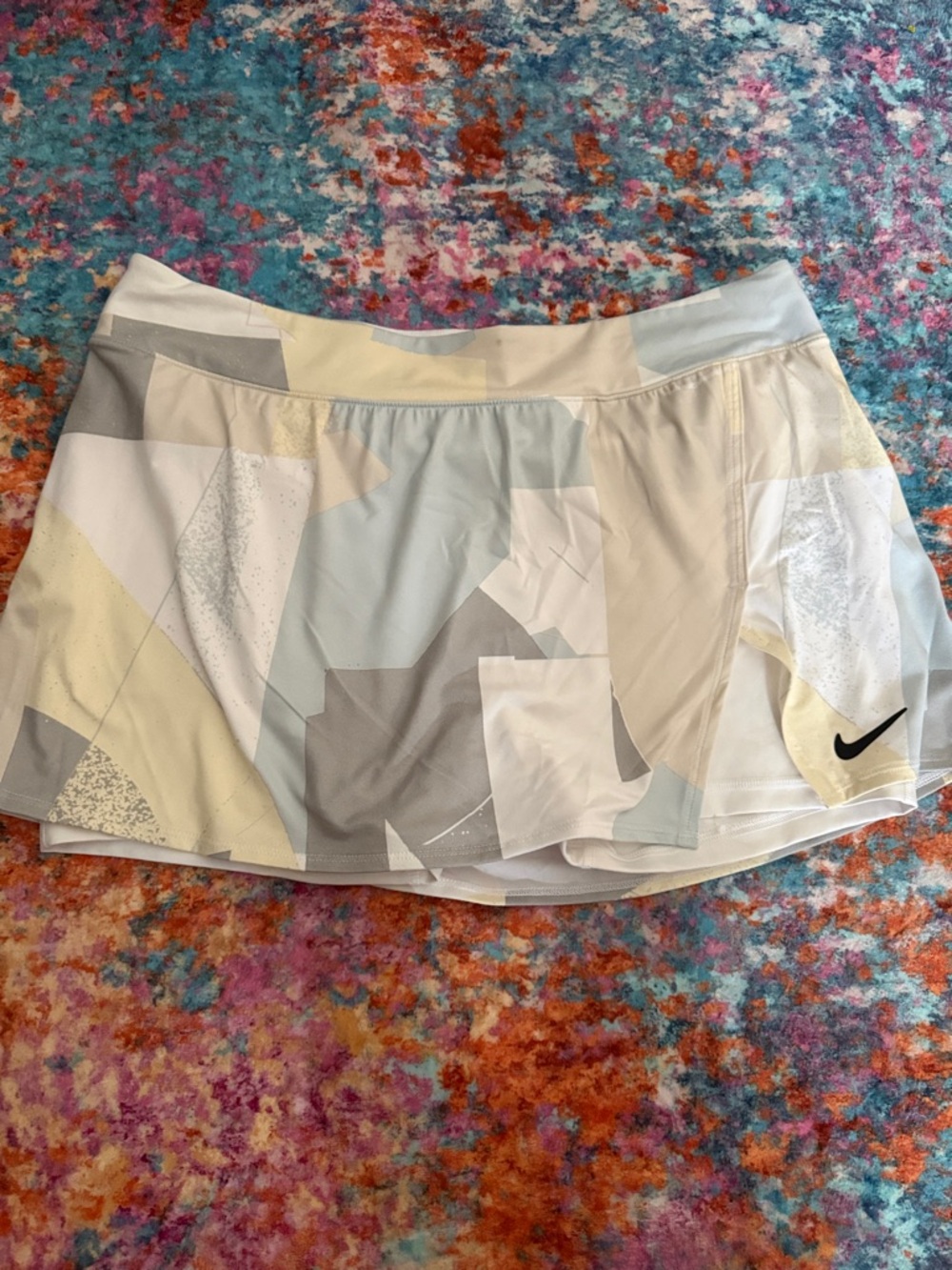 Nike White and Light Pastel Abstract Athletic Skort
